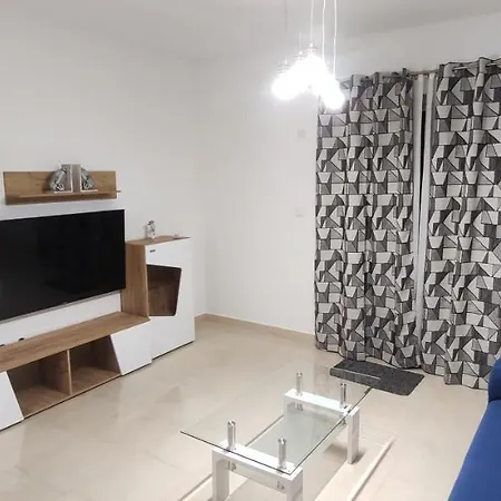 Searenity Apartment